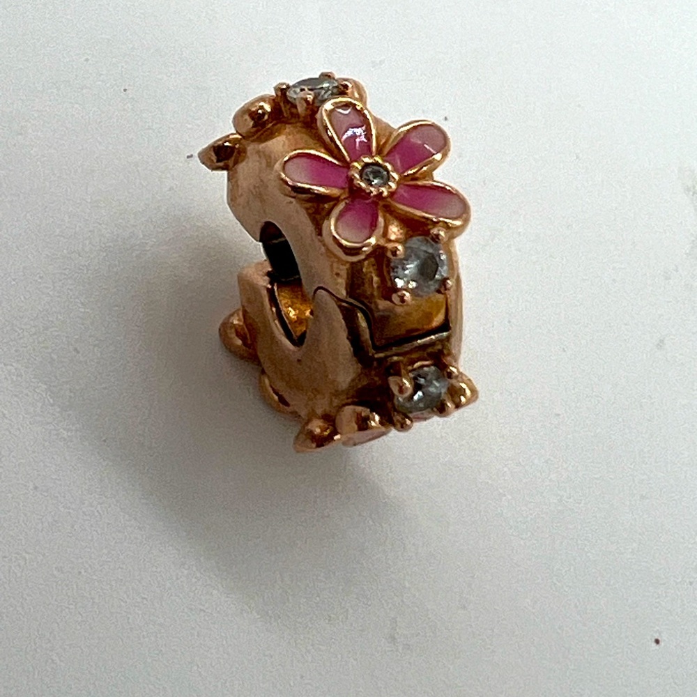 Pandora Pink Daisy Flower Charm